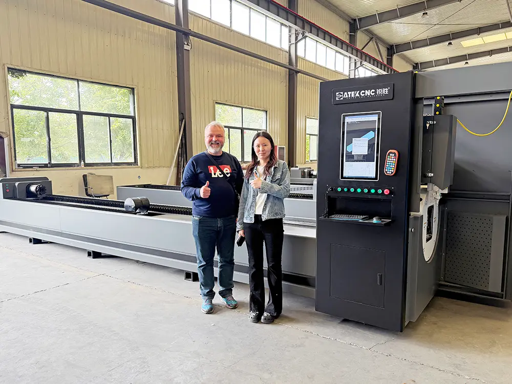 Russian Furniture Manufacturers Tour a Laser Tube Cutting Machine