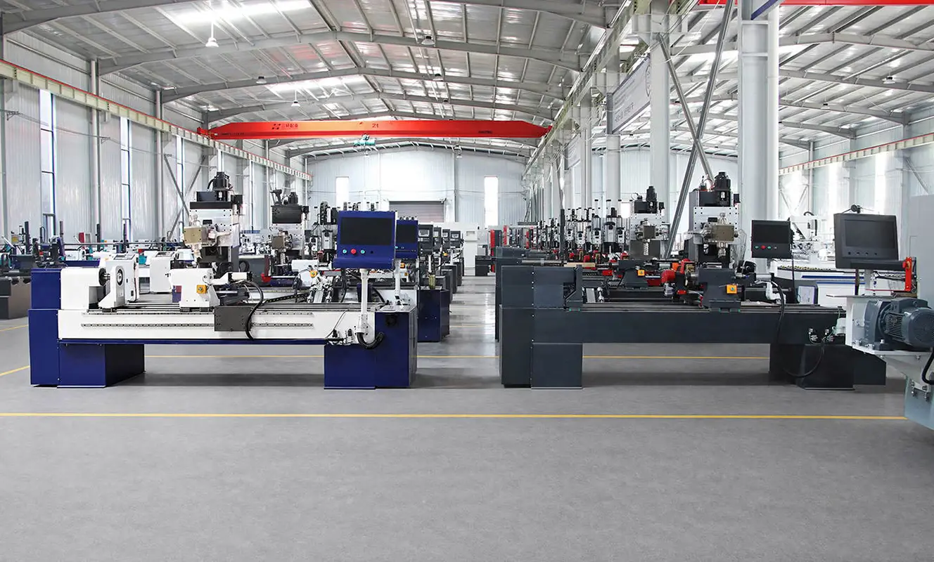 CNC wood lathes CATEKCNC produces woodworking CNC lathes.