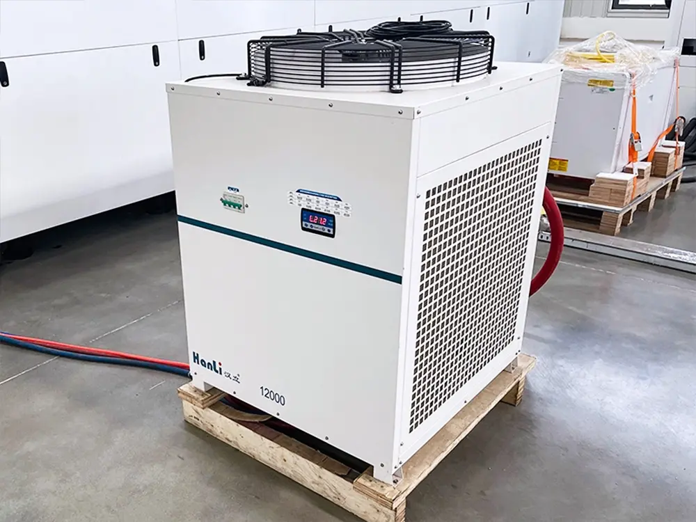 Hanli 12,000W chiller Hanli 12,000W chiller for the large-format fiber laser cutting machine