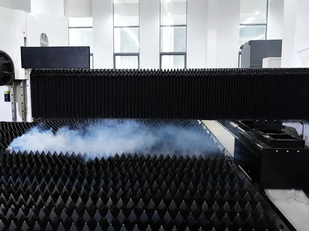 Fume extraction system Fume extraction system for the large-format fiber laser sheet cutting machine