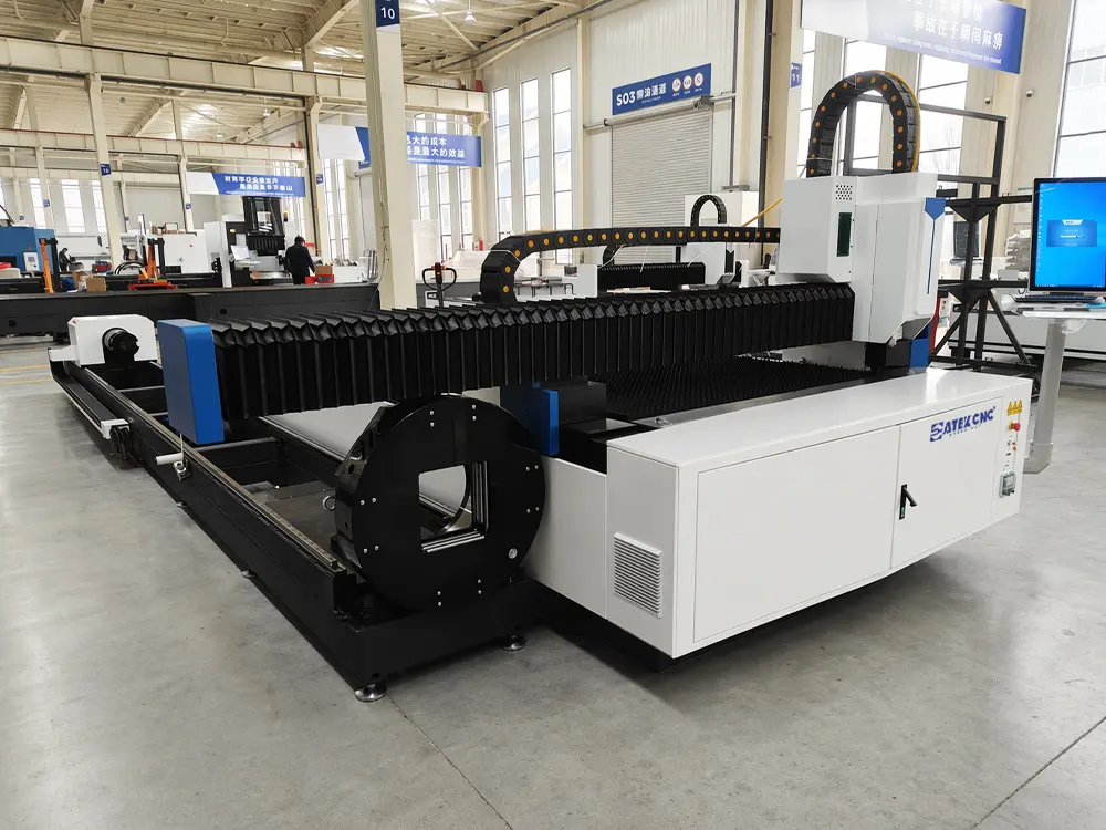 Front right view of the classic fiber laser sheet & tube cutting machine Front right view of the classic fiber laser sheet & tube cutting machine