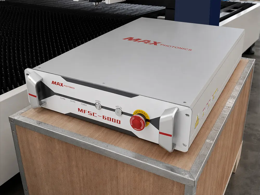 Maxphotonics 6000W fiber laser source Maxphotonics 6000W fiber laser source of the classic fiber laser sheet & tube cutting machine