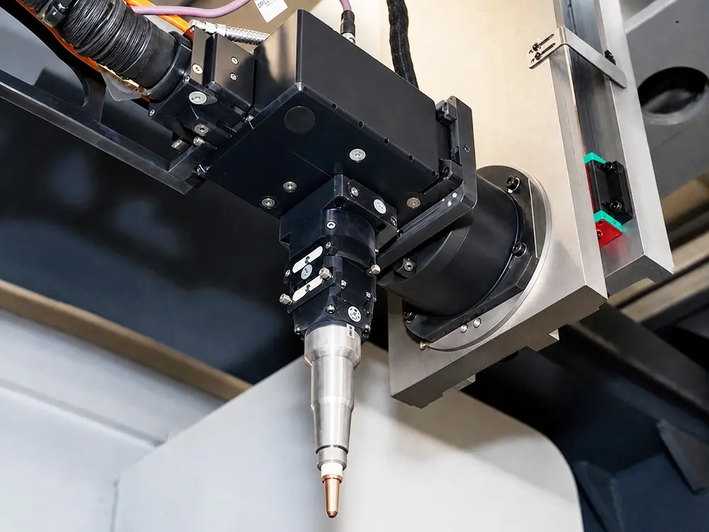 BOCI BLT5 H-Series laser head BOCI BLT5 H-Series laser head for the 3-chuck fiber laser tube cutting machine