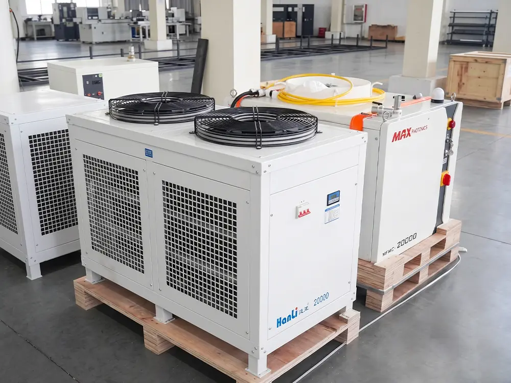 Hanli industrial-grade chiller Hanli industrial-grade chiller for the CK-13033-GRH large-scale all-in-one fiber laser cutting machine