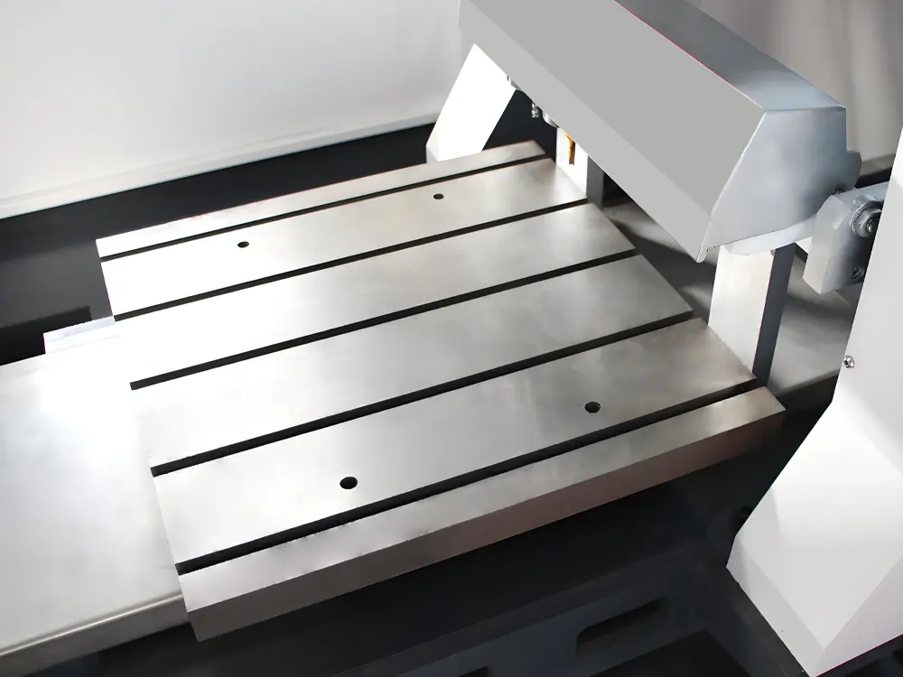 Heavy-duty T-slot worktable