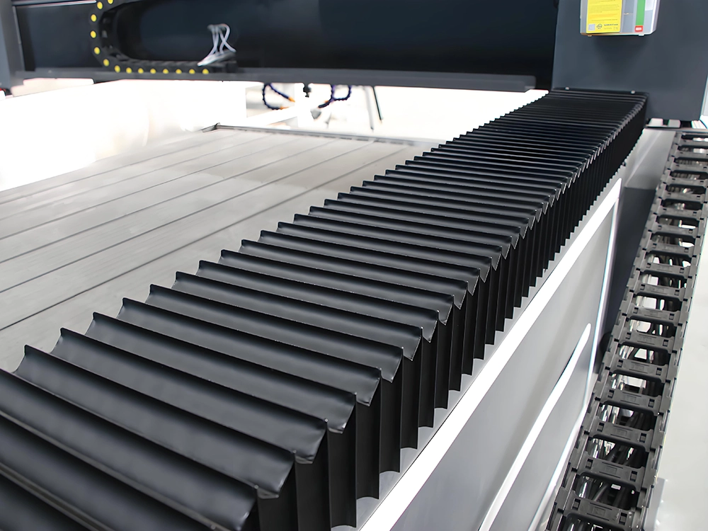 Bellows enclosured shield of Y-axis