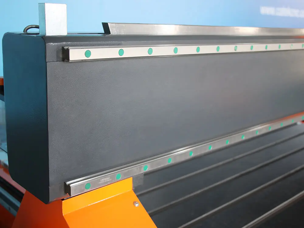 Heavy-duty gantry beam Heavy-duty gantry beam for CK-1325-RT CNC router