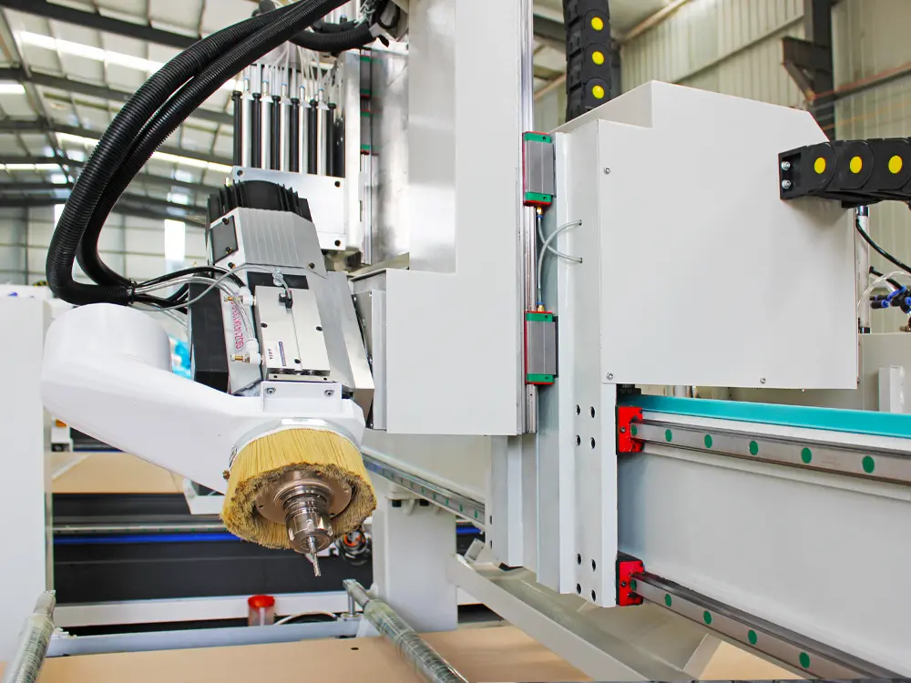 The 4-Axis Swivel Head can tilt at a specified angle