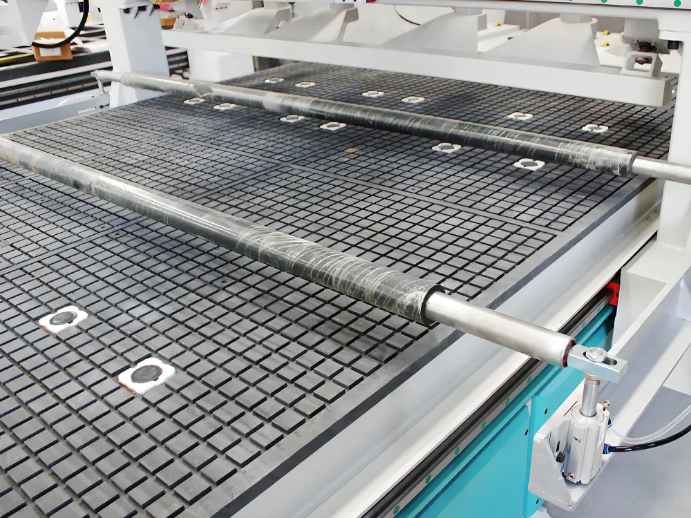 Double-rod air press rollers