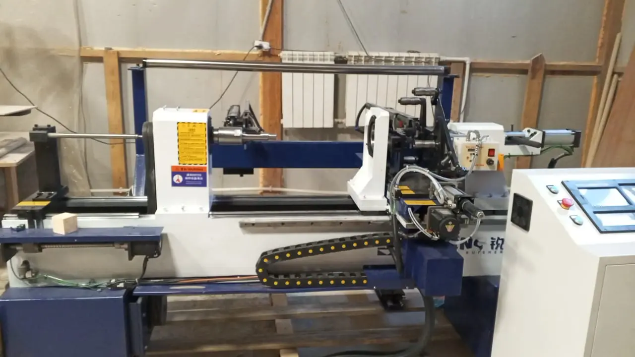 The CNC wood lathe customized for a Russian customer The CNC wood lathe customized for a Russian customer