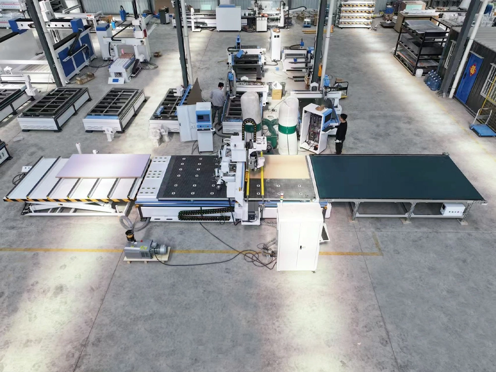 Optional automatic loading and unloading platform for CNC wood router