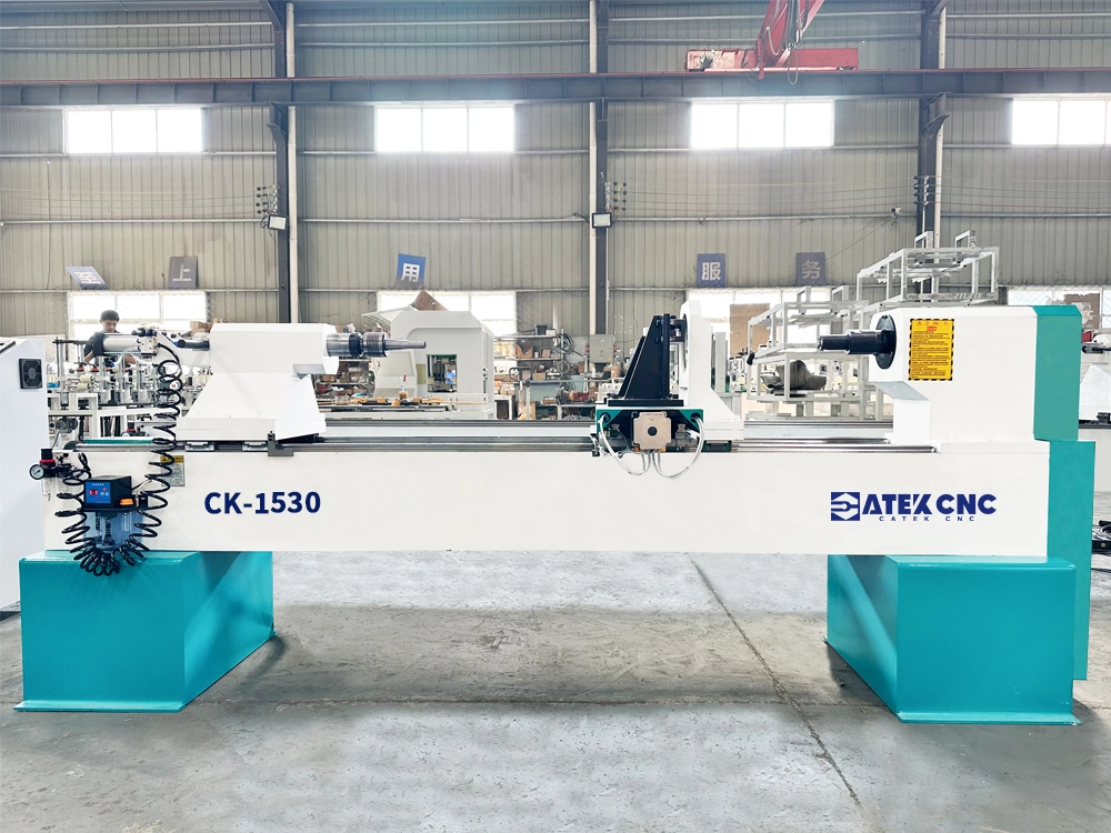 Single-spindle double-knife 1530 CNC wood turning machine