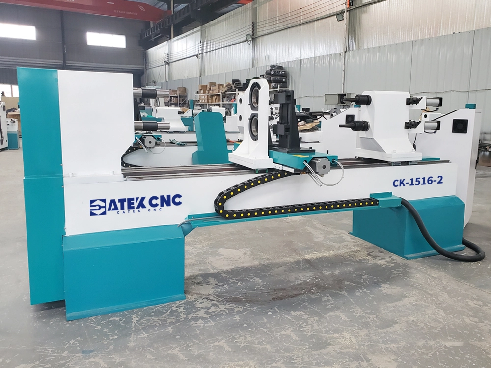 2-station Four-tool CNC woodworking lathe