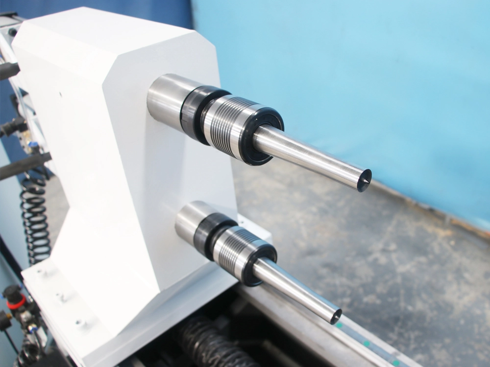 Tailstock of 2-station 1516 CNC wood lathe