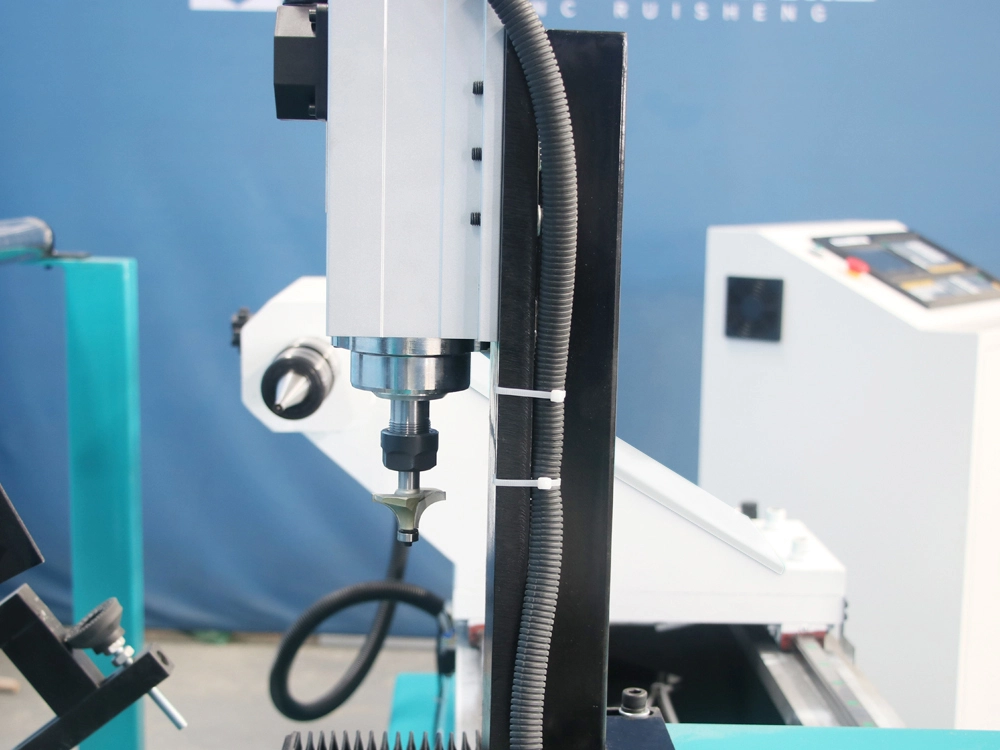 Radius cutter of pool cue lathe