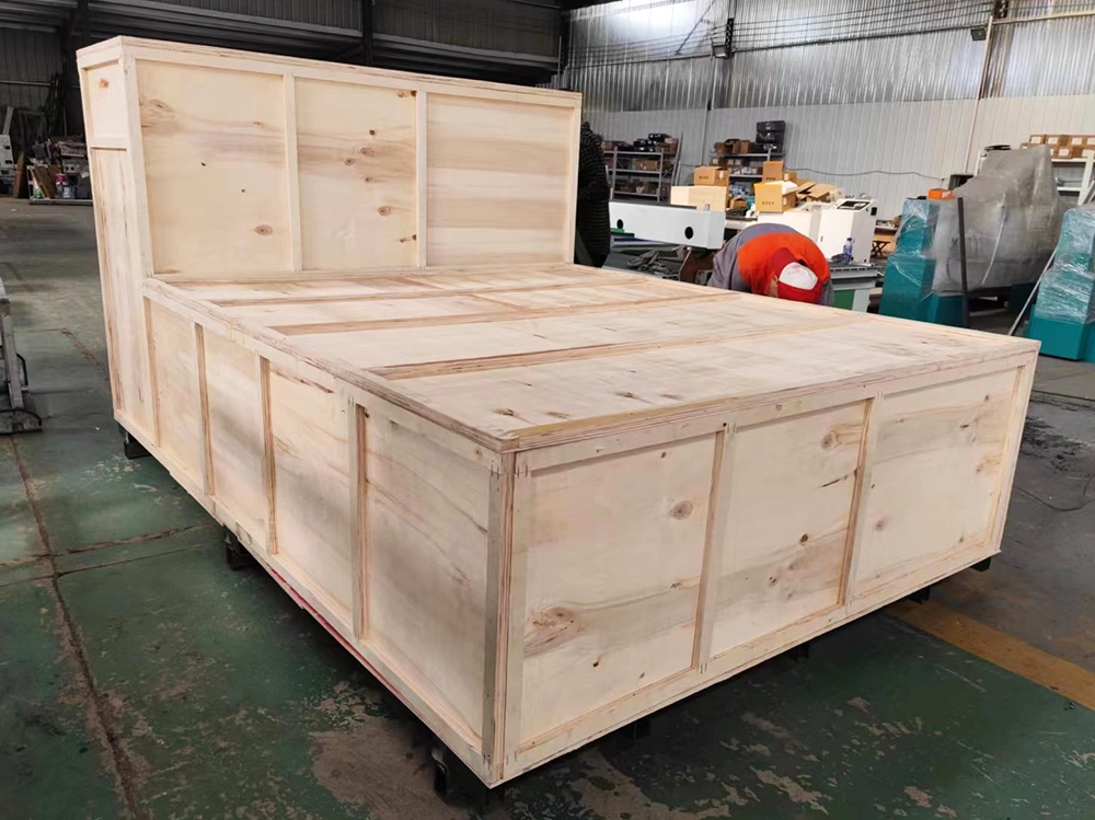 Machines packed in export-specific fumigation-free wooden boxes