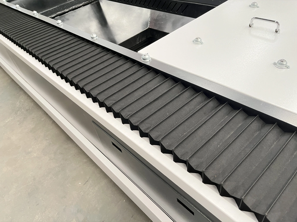 Dust cover on the motion axis of CNC fiber laser cutter