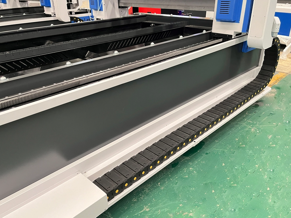 Drag chains of CNC fiber laser cutter