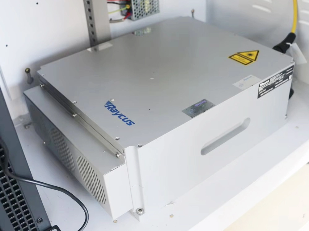 Raycus laser generator