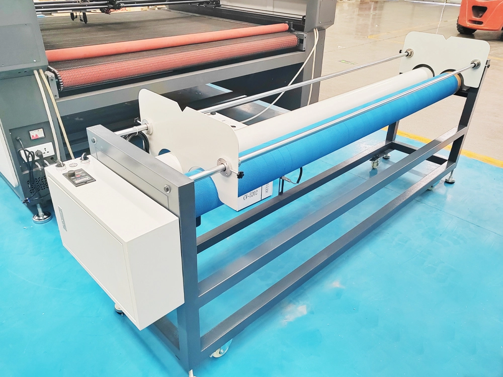 Optional coiled material feeding device