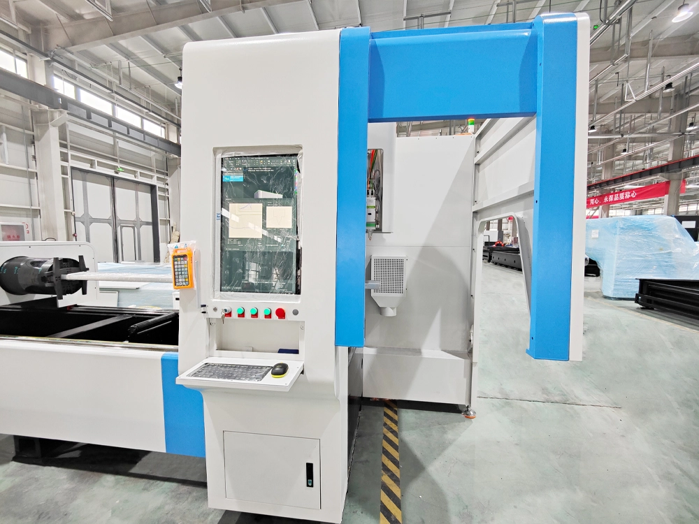 Special control system for laser tube cutting
