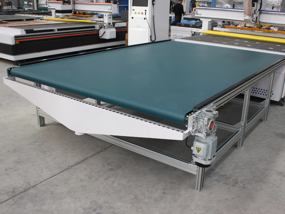 Automatic unloading platform for 7x10ft ATC CNC router with automatic loading and unloading