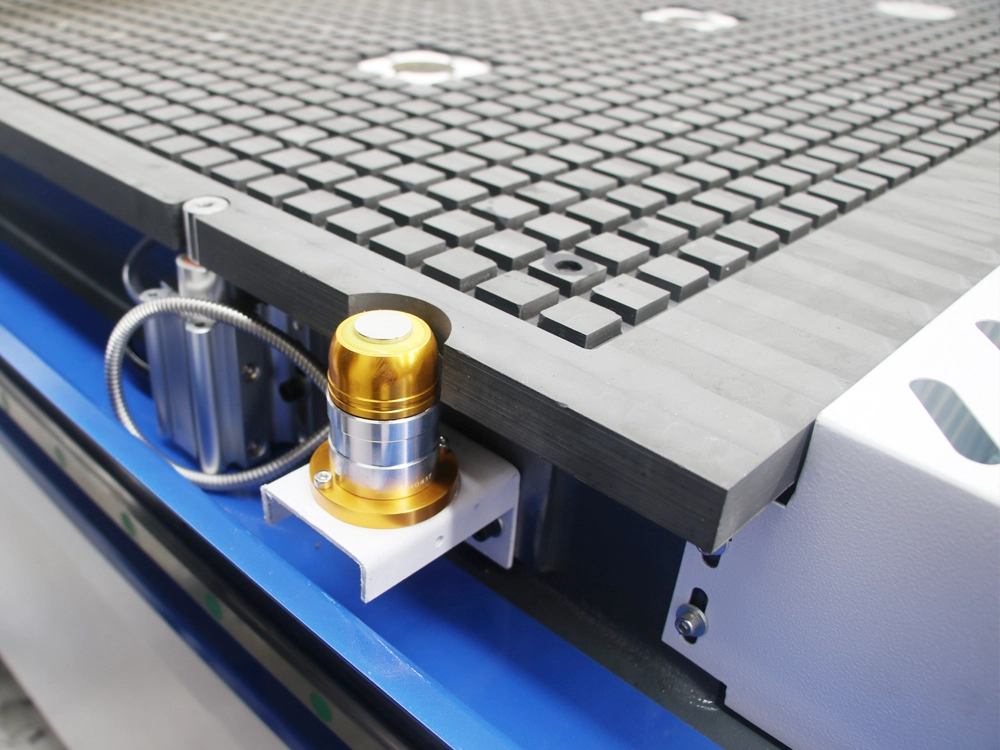 Automatic tool setter for 7x10ft ATC CNC router with automatic loading and unloading