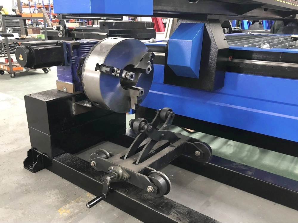 Rotary axis for pipe cutting using plasma