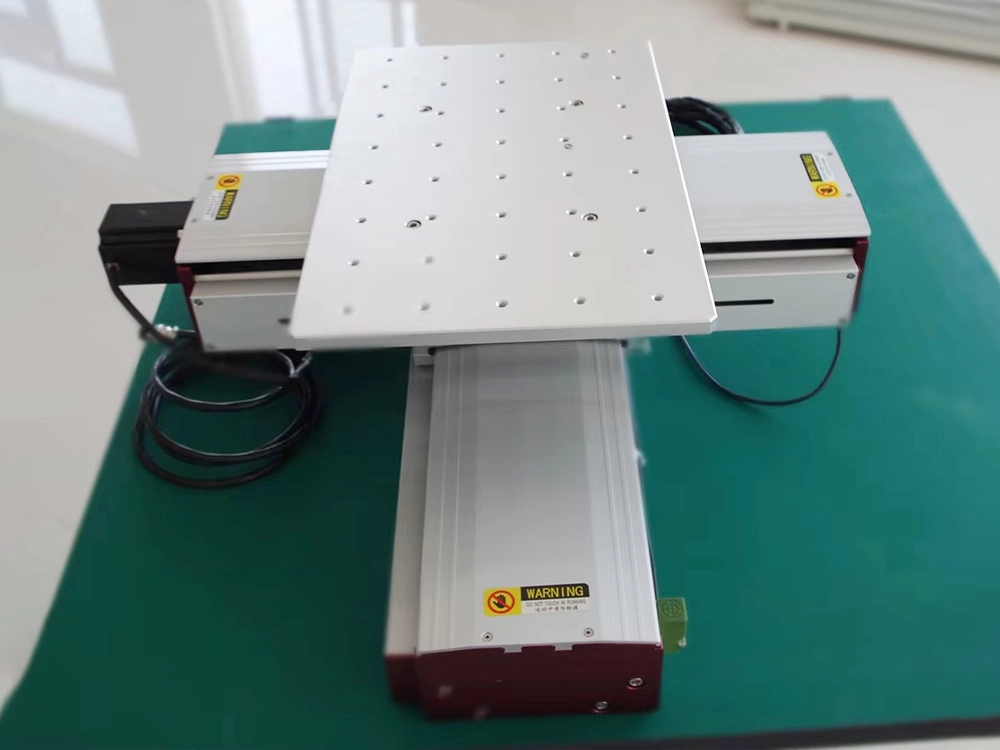 Two-dimensional table