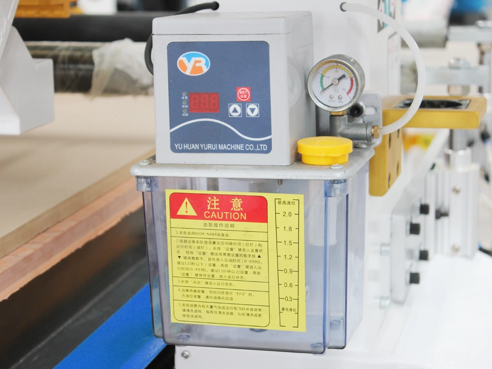 Automatic lubrication oil pot