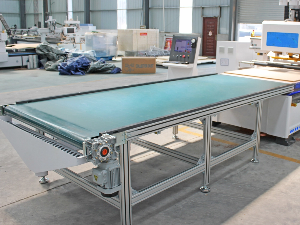 Conveyor unloading platform