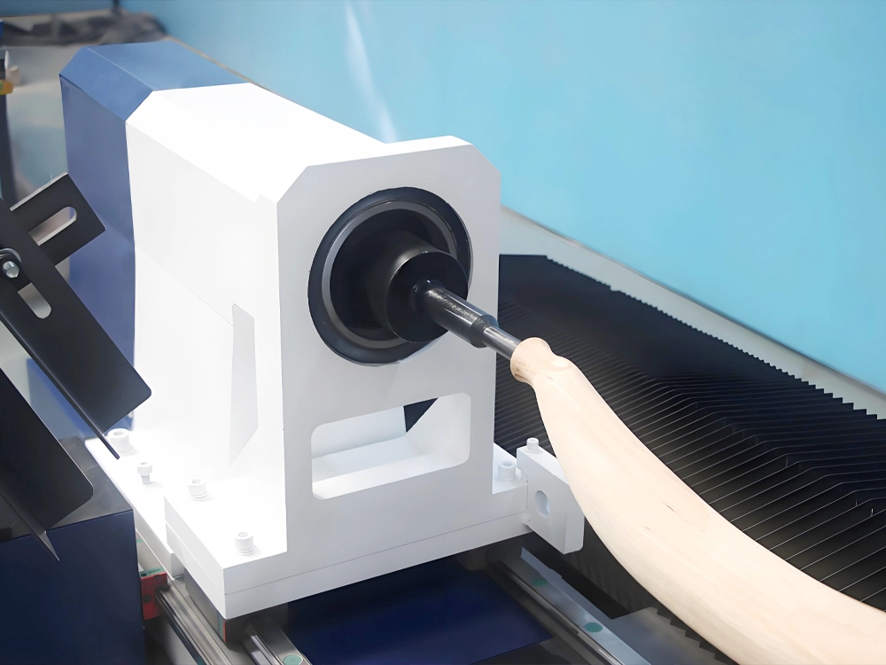 Headstock for 5-axis CNC wood lathe