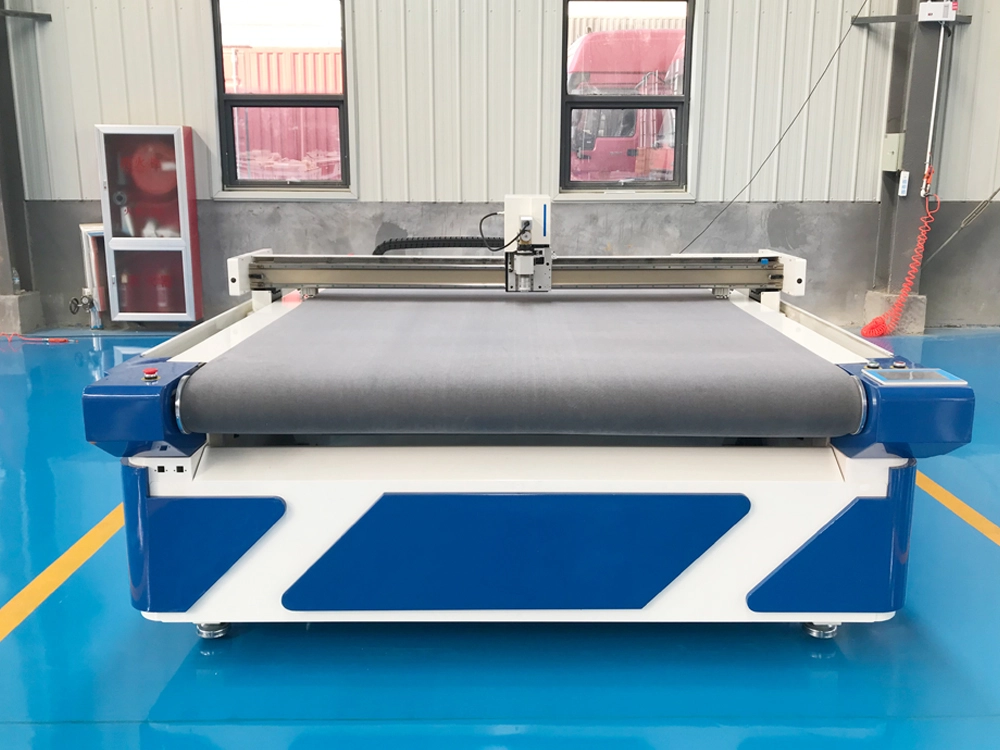 Best Selling High Speed CNC Oscillating Knife Cutting Machine for Fabric and Leather