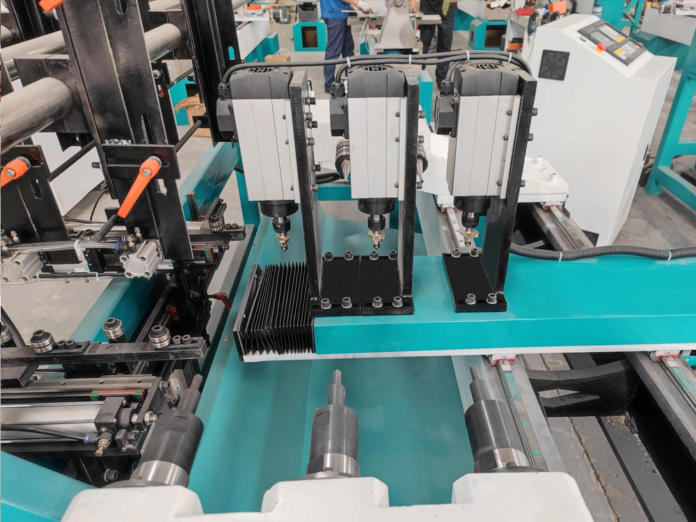 Automatic Loading and Unloading 3-Station Pool Cue CNC Milling Lathe