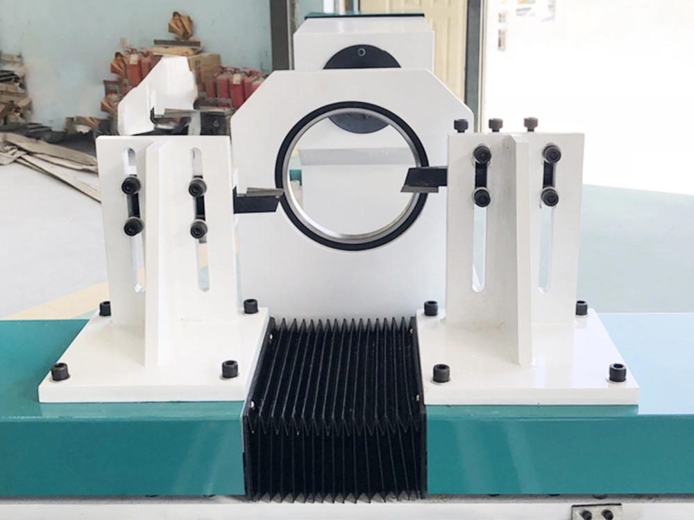 Small CNC Wood Lathe Suitable for Personal Workshops and Hobbyists