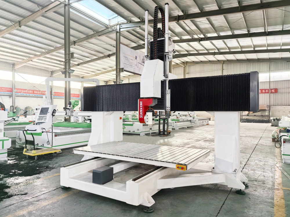 Five-Axis CNC Wood Router with Movable Worktable