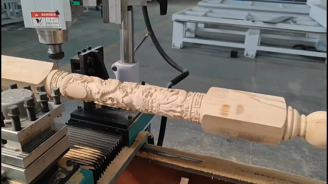 CNC Wood Carving Lathe with Four-Axis Linkage for Sculptures