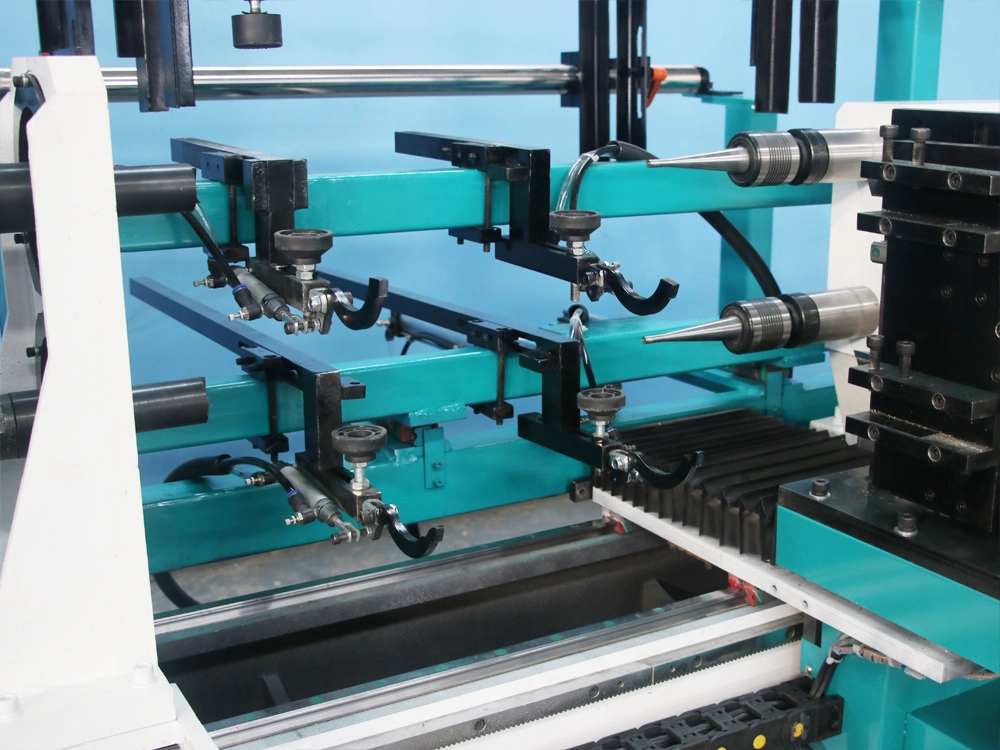 Small 2-Station CNC Wood Lathe with Automatic Feeding and Sanding Device